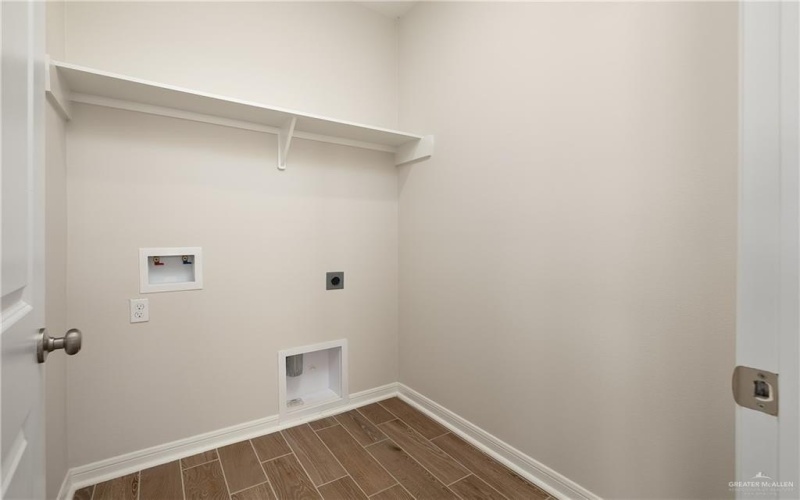 15617 N Brisas Street, McAllen, TX 78504, 3 Habitaciones Habitaciones , ,2 BañosBaños,Residential,En Venta,15617 N Brisas Street,0,483657