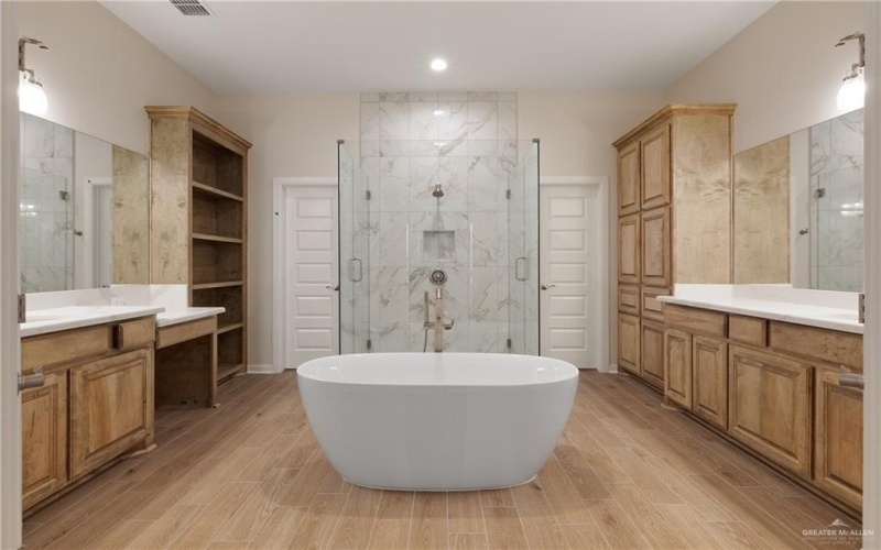 14918 Aqualina Way, McAllen, TX 78504, 4 Bedrooms Bedrooms, ,3 BathroomsBathrooms,Residential,For Sale,14918 Aqualina Way,0,486920