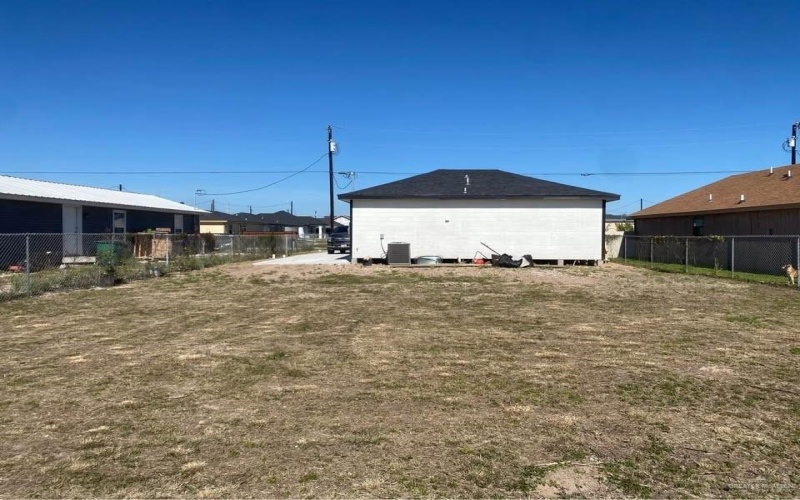 5910 Vanessa Drive E, Edinburg, TX 78542, 2 Bedrooms Bedrooms, ,1 BathroomBathrooms,Residential,For Sale,5910 Vanessa Drive E,0,500830