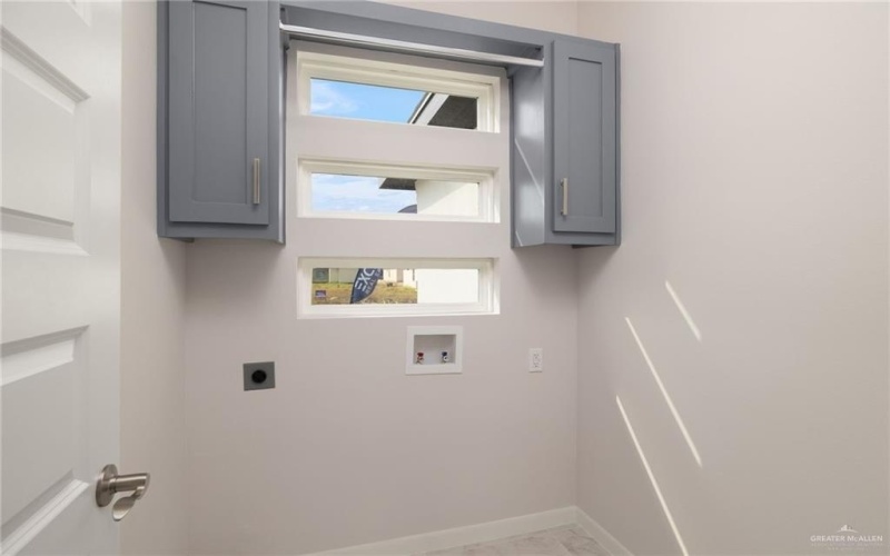 908 E 39th Street, San Juan, TX 78579, 3 Bedrooms Bedrooms, ,2 BathroomsBathrooms,Residential,For Sale,908 E 39th Street,0,500839