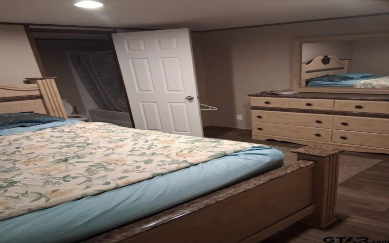 2332 County Road 1455, Mt Pleasant, TX 75455, 3 Bedrooms Bedrooms, ,2 BathroomsBathrooms,Residential,For Sale,2332 County Road 1455,0,26004657