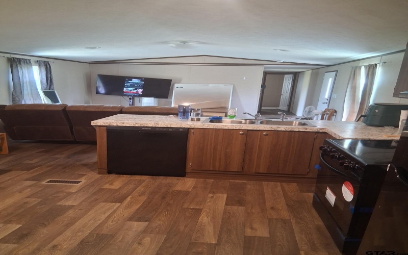 2332 County Road 1455, Mt Pleasant, TX 75455, 3 Bedrooms Bedrooms, ,2 BathroomsBathrooms,Residential,For Sale,2332 County Road 1455,0,26004657