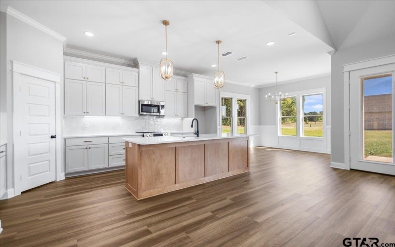 15274 County Road 1100, Tyler, TX 75703, 3 Bedrooms Bedrooms, ,2 BathroomsBathrooms,Residential,For Sale,15274 County Road 1100,0,26004674