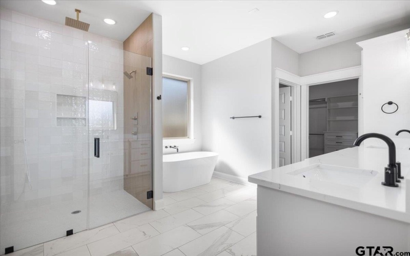 15274 County Road 1100, Tyler, TX 75703, 3 Bedrooms Bedrooms, ,2 BathroomsBathrooms,Residential,For Sale,15274 County Road 1100,0,26004674