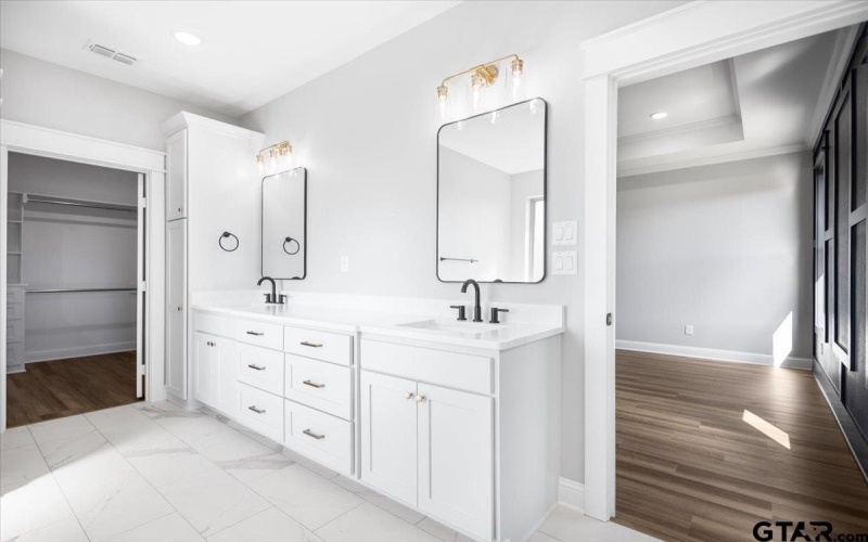 15274 County Road 1100, Tyler, TX 75703, 3 Bedrooms Bedrooms, ,2 BathroomsBathrooms,Residential,For Sale,15274 County Road 1100,0,26004674