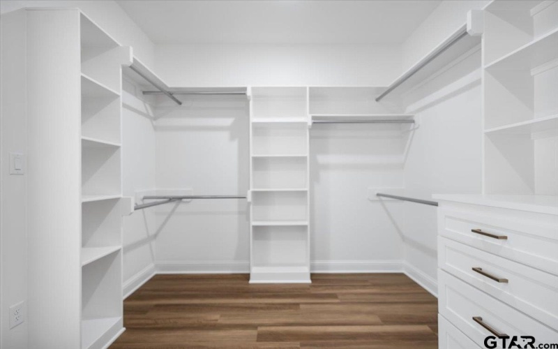 15274 County Road 1100, Tyler, TX 75703, 3 Bedrooms Bedrooms, ,2 BathroomsBathrooms,Residential,For Sale,15274 County Road 1100,0,26004674