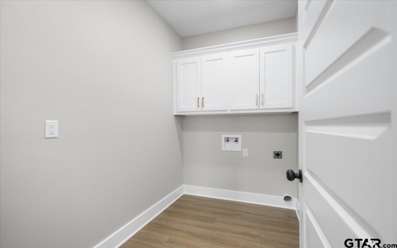 307 S Langham St, Troup, TX 75789, 3 Bedrooms Bedrooms, ,2 BathroomsBathrooms,Residential,For Sale,307 S Langham St,0,26004675