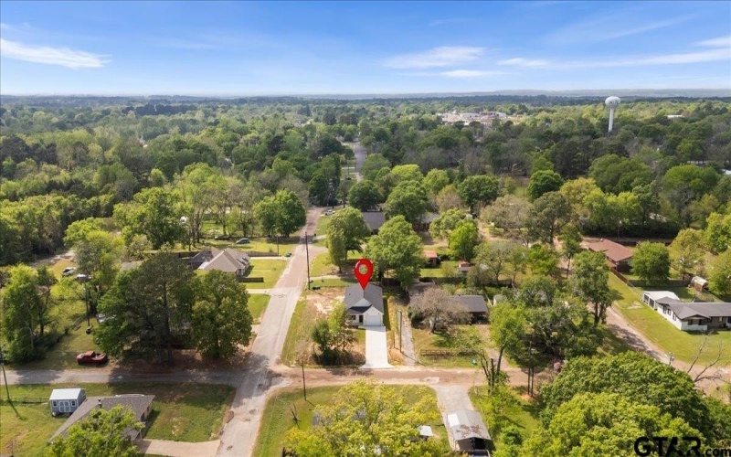 307 S Langham St, Troup, TX 75789, 3 Bedrooms Bedrooms, ,2 BathroomsBathrooms,Residential,For Sale,307 S Langham St,0,26004675