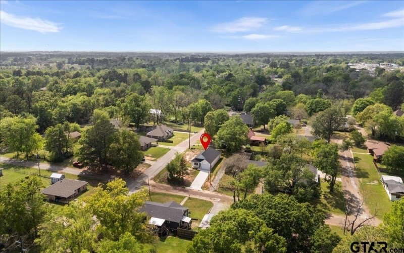 307 S Langham St, Troup, TX 75789, 3 Bedrooms Bedrooms, ,2 BathroomsBathrooms,Residential,For Sale,307 S Langham St,0,26004675