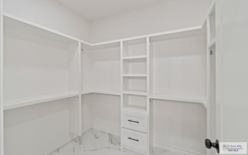 112 MARIGOLD RD, LOS FRESNOS, TX 78566, 3 Bedrooms Bedrooms, ,2 BathroomsBathrooms,Residential,For Sale,112 MARIGOLD RD,0,29775212