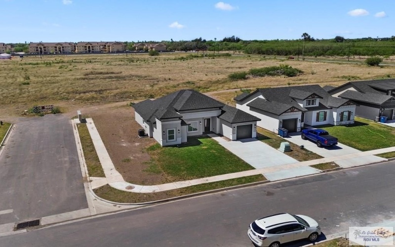 112 MARIGOLD RD, LOS FRESNOS, TX 78566, 3 Bedrooms Bedrooms, ,2 BathroomsBathrooms,Residential,For Sale,112 MARIGOLD RD,0,29775212