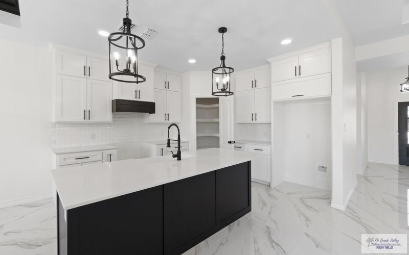 112 MARIGOLD RD, LOS FRESNOS, TX 78566, 3 Bedrooms Bedrooms, ,2 BathroomsBathrooms,Residential,For Sale,112 MARIGOLD RD,0,29775212