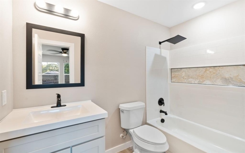 211 Garlock Street, Wilmer, TX 75172, 4 Bedrooms Bedrooms, ,2 BathroomsBathrooms,Residential,For Sale,211 Garlock Street,0,21226474