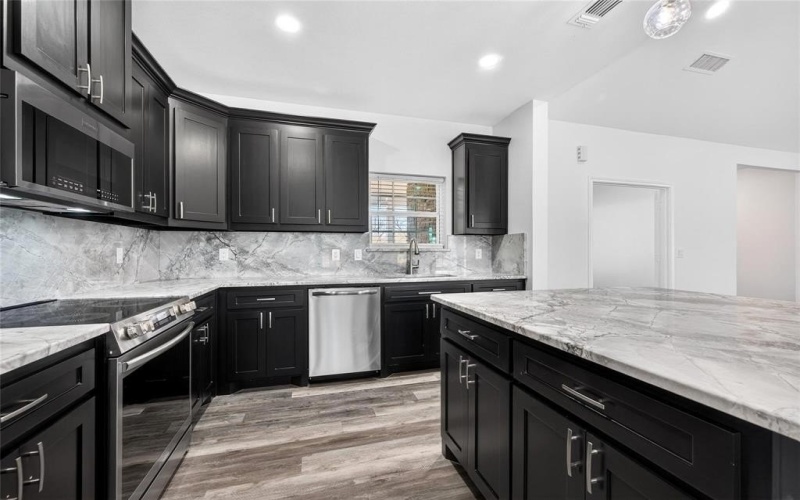 1809 Bluebonnet Avenue, Denison, TX 75020, 5 Habitaciones Habitaciones , ,3 BañosBaños,Residential,En Venta,1809 Bluebonnet Avenue,0,21226659