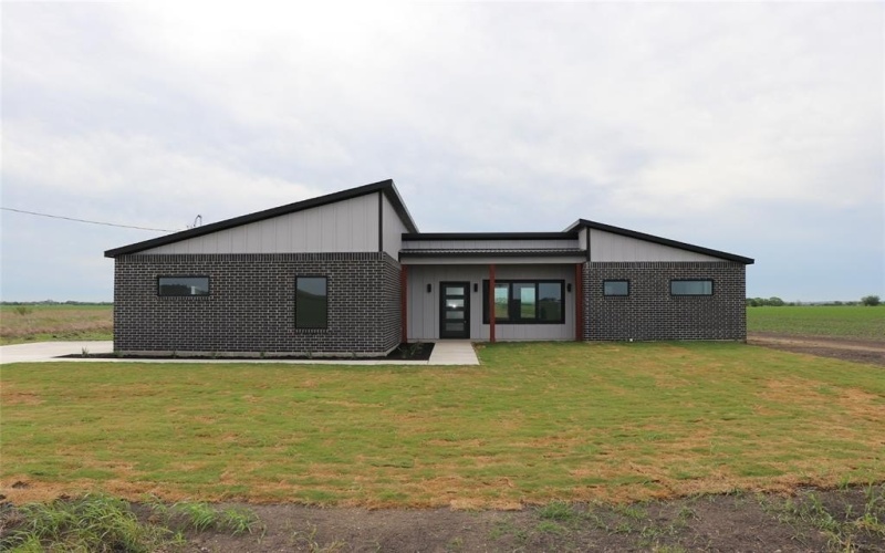 2091 Goodwyn Road, Avalon, TX 76623, 3 Bedrooms Bedrooms, ,2 BathroomsBathrooms,Residential,For Sale,2091 Goodwyn Road,0,21226932