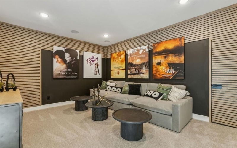 200 Bristol Lane, Azle, TX 76020, 5 Bedrooms Bedrooms, ,5 BathroomsBathrooms,Residential,For Sale,200 Bristol Lane,0,21227053