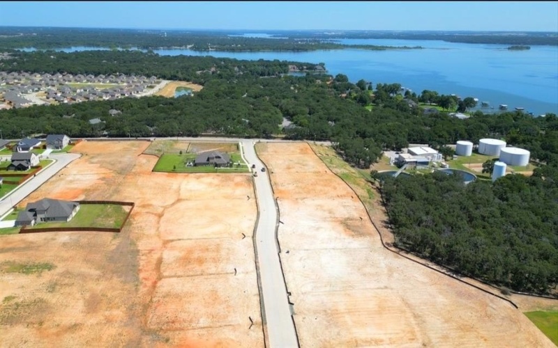 200 Bristol Lane, Azle, TX 76020, 5 Bedrooms Bedrooms, ,5 BathroomsBathrooms,Residential,For Sale,200 Bristol Lane,0,21227053