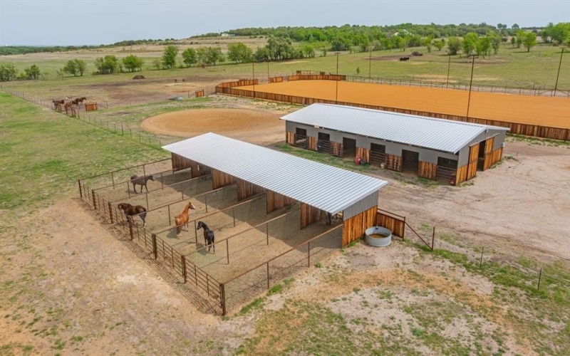 15350 Margarita Court, Lipan, TX 76462, 2 Bedrooms Bedrooms, ,1 BathroomBathrooms,Residential,For Sale,15350 Margarita Court,0,21227231