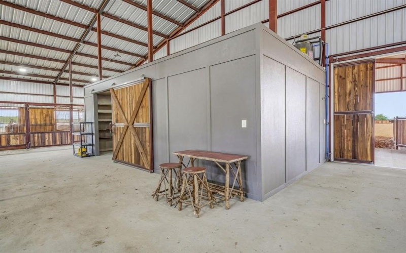 15350 Margarita Court, Lipan, TX 76462, 2 Bedrooms Bedrooms, ,1 BathroomBathrooms,Residential,For Sale,15350 Margarita Court,0,21227231