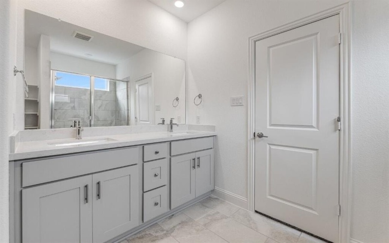 1432 Mustang Canyon Drive, Fort Worth, TX 76052, 5 Bedrooms Bedrooms, ,3 BathroomsBathrooms,Residential,For Sale,1432 Mustang Canyon Drive,0,21227535