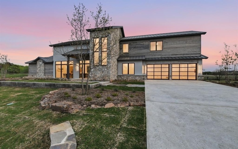 2025 Limestone Trail, Graford, TX 76449, 4 Bedrooms Bedrooms, ,5 BathroomsBathrooms,Residential,For Sale,2025 Limestone Trail,0,21218191