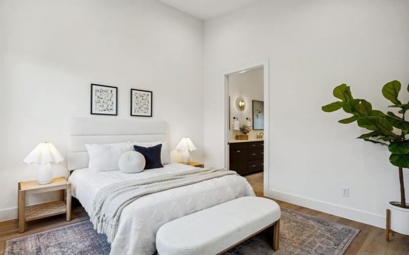 2147 Mail Avenue, Dallas, TX 75235, 11 Bedrooms Bedrooms, ,10 BathroomsBathrooms,Residential Multi Family,For Sale,2147 Mail Avenue,0,21221042