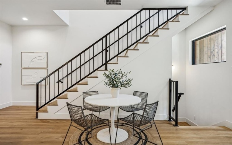 2147 Mail Avenue, Dallas, TX 75235, 11 Bedrooms Bedrooms, ,10 BathroomsBathrooms,Residential Multi Family,For Sale,2147 Mail Avenue,0,21221042