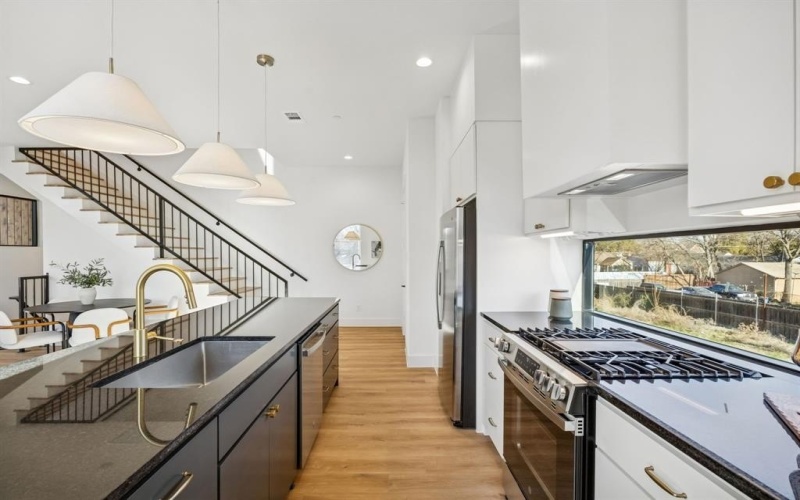 2151 Mail Avenue, Dallas, TX 75235, 11 Habitaciones Habitaciones , ,10 BañosBaños,Residential Multi Family,En Venta,2151 Mail Avenue,0,21221048