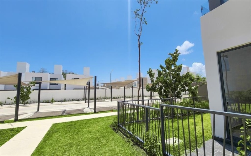 248 Manzana Lote 4 #B204, Playa del Carmen, 77718, 3 Bedrooms Bedrooms, ,2 BathroomsBathrooms,Residential,For Sale,248 Manzana Lote 4,0,21223623