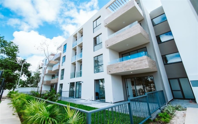 248 Manzana Lote 4 #B204, Playa del Carmen, 77718, 3 Bedrooms Bedrooms, ,2 BathroomsBathrooms,Residential,For Sale,248 Manzana Lote 4,0,21223623