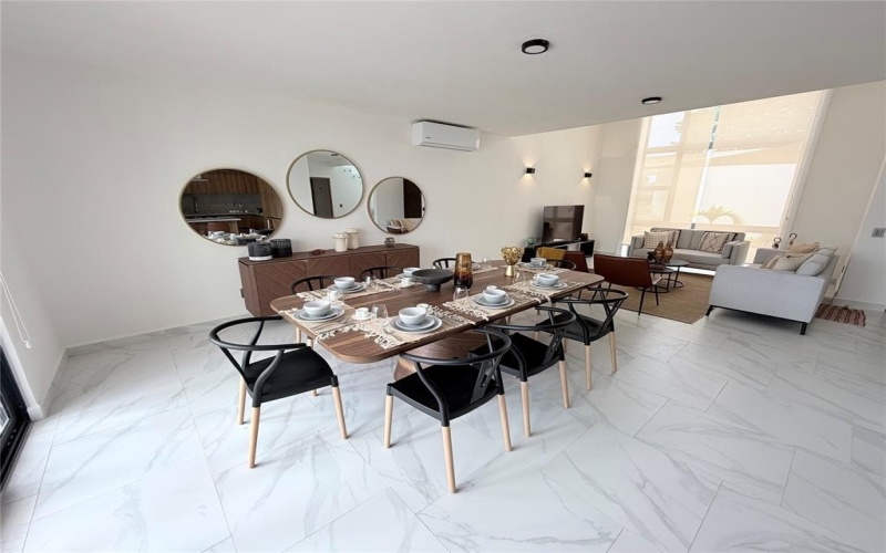 248 Manzana Lote 4 #30, Playa del Carmen, 77718, 3 Bedrooms Bedrooms, ,3 BathroomsBathrooms,Residential,For Sale,248 Manzana Lote 4,0,21223679