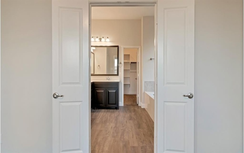 725 SOARING HAWK Drive, Fort Worth, TX 76008, 4 Bedrooms Bedrooms, ,3 BathroomsBathrooms,Residential,For Sale,725 SOARING HAWK Drive,0,21224635