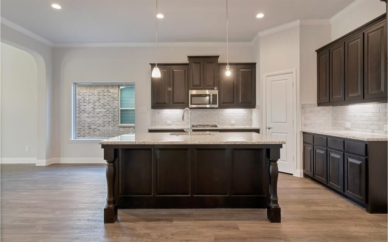 725 SOARING HAWK Drive, Fort Worth, TX 76008, 4 Bedrooms Bedrooms, ,3 BathroomsBathrooms,Residential,For Sale,725 SOARING HAWK Drive,0,21224635