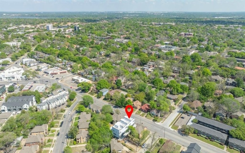 5705 Live Oak Street #D, Dallas, TX 75206, 2 Bedrooms Bedrooms, ,2 BathroomsBathrooms,Residential,For Sale,5705 Live Oak Street,0,21224874
