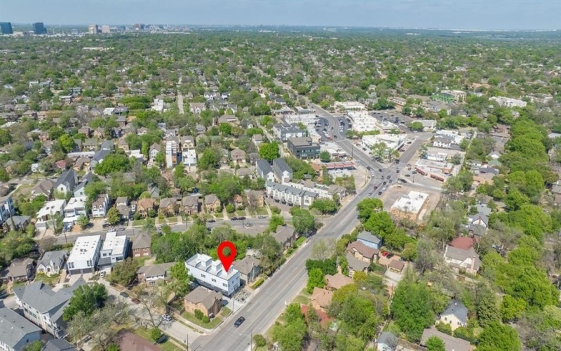 5705 Live Oak Street #D, Dallas, TX 75206, 2 Bedrooms Bedrooms, ,2 BathroomsBathrooms,Residential,For Sale,5705 Live Oak Street,0,21224874