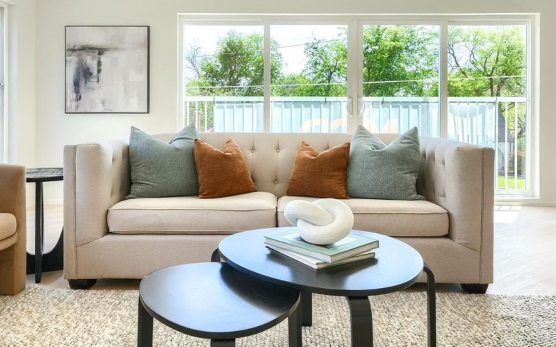 5705 Live Oak Street #D, Dallas, TX 75206, 2 Bedrooms Bedrooms, ,2 BathroomsBathrooms,Residential,For Sale,5705 Live Oak Street,0,21224874