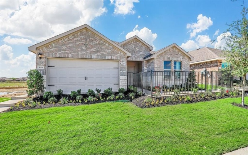 557 MARSH Street, Cleburne, TX 76033, 3 Bedrooms Bedrooms, ,2 BathroomsBathrooms,Residential,For Sale,557 MARSH Street,0,21225494