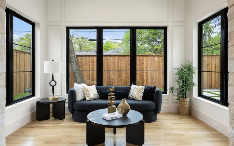 6452 Walnut Hill Lane, Dallas, TX 75230, 5 Bedrooms Bedrooms, ,6 BathroomsBathrooms,Residential,For Sale,6452 Walnut Hill Lane,0,21226051