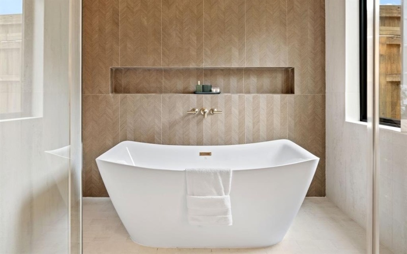 6452 Walnut Hill Lane, Dallas, TX 75230, 5 Bedrooms Bedrooms, ,6 BathroomsBathrooms,Residential,For Sale,6452 Walnut Hill Lane,0,21226051