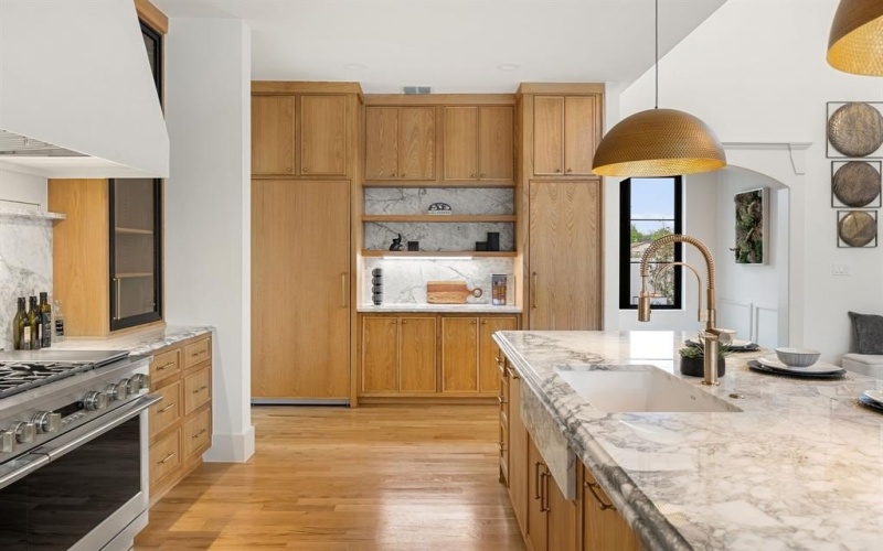 6452 Walnut Hill Lane, Dallas, TX 75230, 5 Bedrooms Bedrooms, ,6 BathroomsBathrooms,Residential,For Sale,6452 Walnut Hill Lane,0,21226051