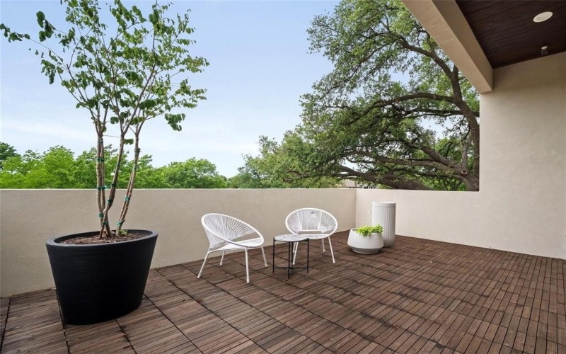 10236 Crestover Drive, Dallas, TX 75229, 5 Bedrooms Bedrooms, ,7 BathroomsBathrooms,Residential,For Sale,10236 Crestover Drive,0,21226105