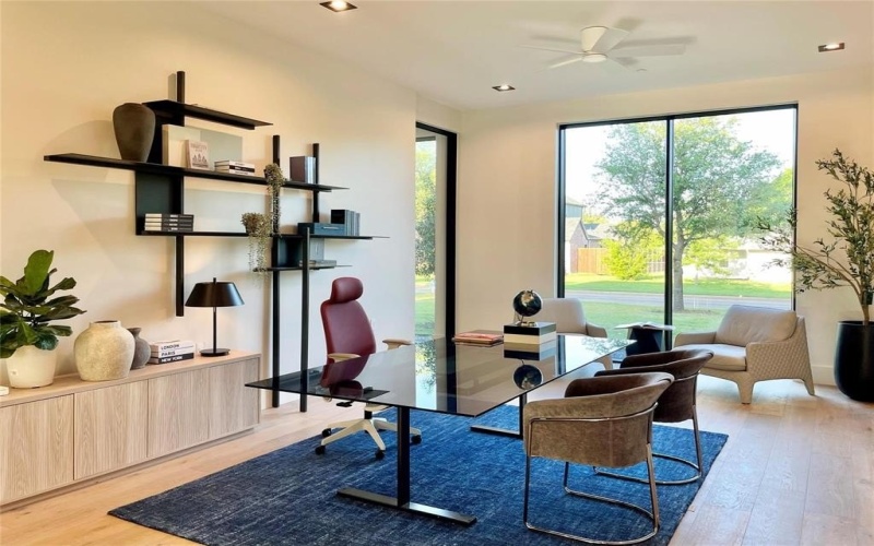 10236 Crestover Drive, Dallas, TX 75229, 5 Bedrooms Bedrooms, ,7 BathroomsBathrooms,Residential,For Sale,10236 Crestover Drive,0,21226105