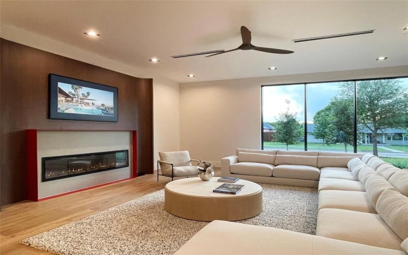 10236 Crestover Drive, Dallas, TX 75229, 5 Bedrooms Bedrooms, ,7 BathroomsBathrooms,Residential,For Sale,10236 Crestover Drive,0,21226105