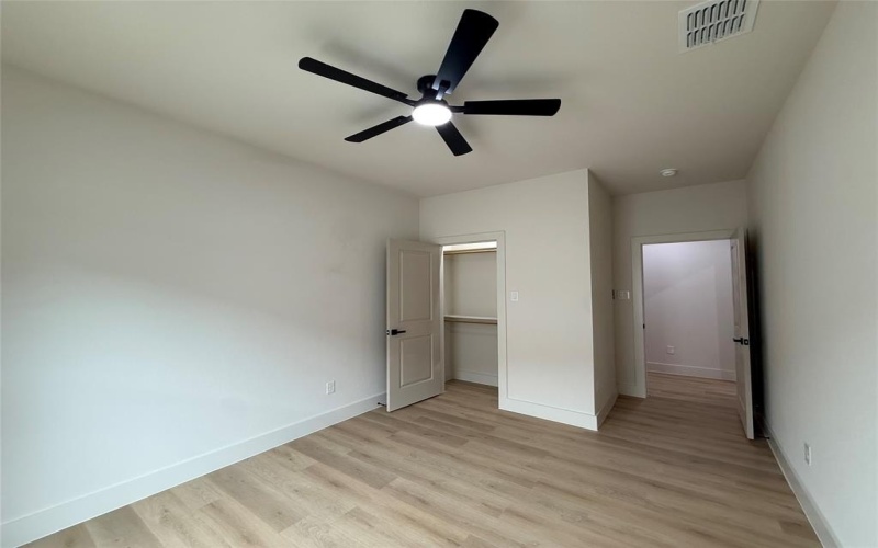 5032 Chapman Street, Fort Worth, TX 76105, 4 Bedrooms Bedrooms, ,2 BathroomsBathrooms,Residential,For Sale,5032 Chapman Street,0,21226213