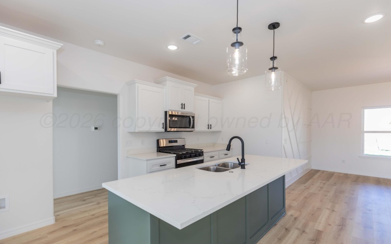 528 Camelot Drive, Borger, TX 79007, 3 Bedrooms Bedrooms, ,2 BathroomsBathrooms,Residential,For Sale,528 Camelot Drive,0,26-2774