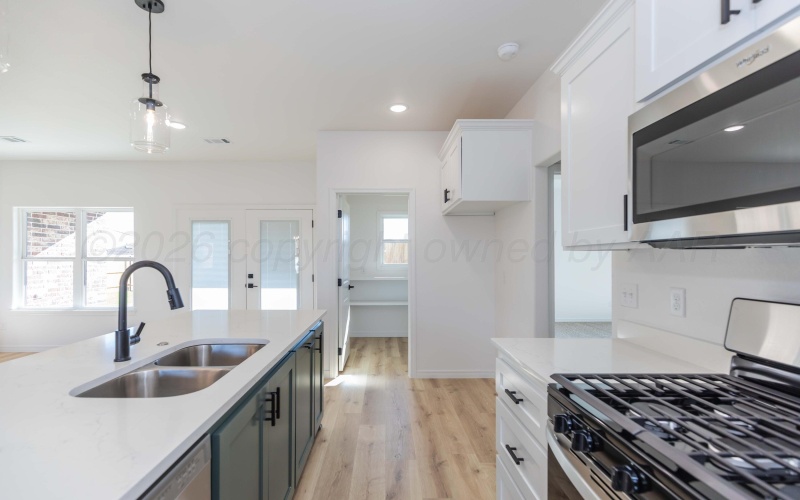 528 Camelot Drive, Borger, TX 79007, 3 Bedrooms Bedrooms, ,2 BathroomsBathrooms,Residential,For Sale,528 Camelot Drive,0,26-2774