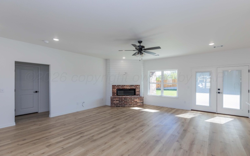 528 Camelot Drive, Borger, TX 79007, 3 Bedrooms Bedrooms, ,2 BathroomsBathrooms,Residential,For Sale,528 Camelot Drive,0,26-2774