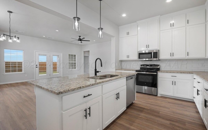 12571 LEONA Drive, Canyon, TX 79015, 4 Bedrooms Bedrooms, ,2 BathroomsBathrooms,Residential,For Sale,12571 LEONA Drive,0,26-2783