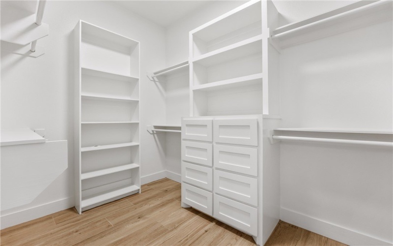 129 Frontside Drive, Corpus Christi, TX 78418, 6 Bedrooms Bedrooms, ,5 BathroomsBathrooms,Residential,For Sale,129 Frontside Drive,0,473948