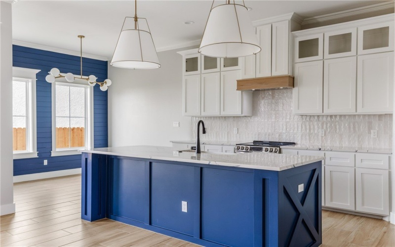 129 Frontside Drive, Corpus Christi, TX 78418, 6 Bedrooms Bedrooms, ,5 BathroomsBathrooms,Residential,For Sale,129 Frontside Drive,0,473948